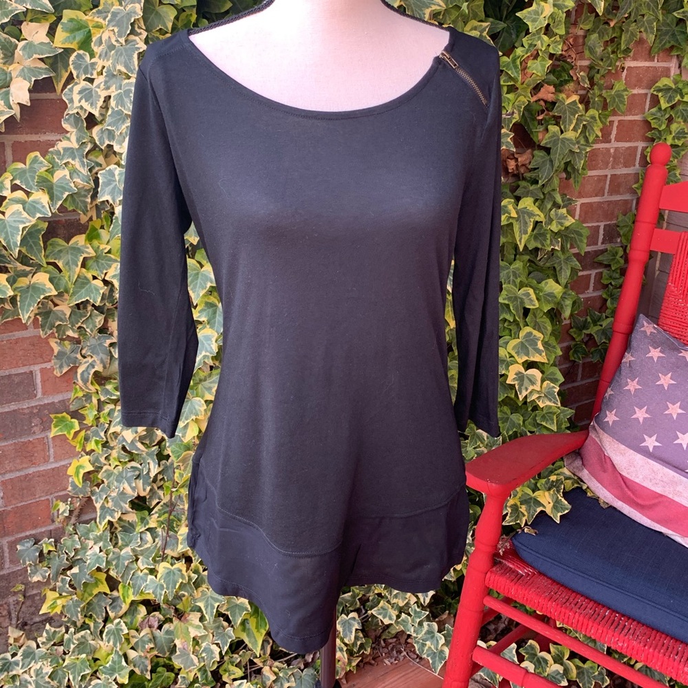 🧡50% off bundles! Black 3/4 length sleeve top